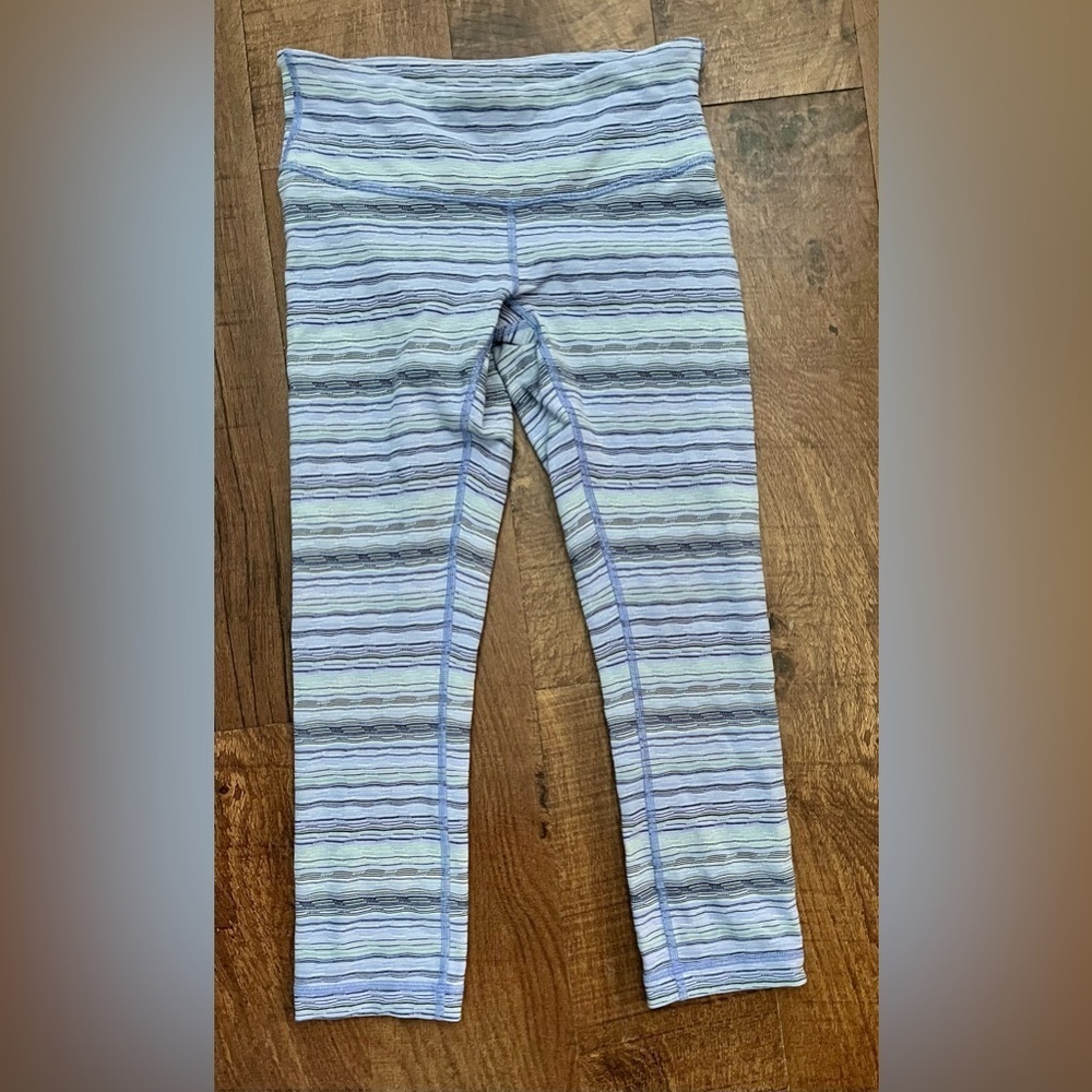 Lululemon Wunder under space dye wave cropped leggings Sz 4